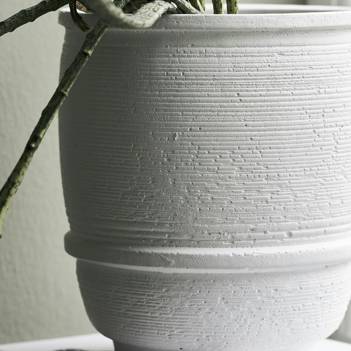 House Doctor Ground Topf Weiß, Ø14 Cm H16 Cm 6 House Doctor Ground Topf Weiß, Ø14 Cm H16 Cm – Bild 4