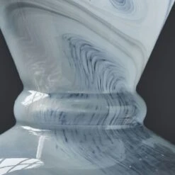 House Doctor Viel Vase Mundgeblasenes Glas 16x25 Cm, Blau 9 House Doctor Viel Vase Mundgeblasenes Glas 16x25 Cm, Blau -House Doctor house doctor vase viel blue 2