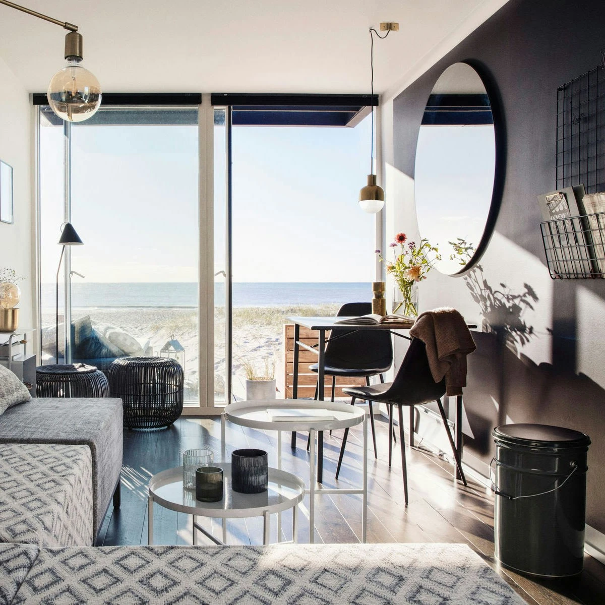 House Doctor Walls Spiegel Ø80cm, Grau 4 House Doctor Walls Spiegel Ø80cm, Grau – Bild 2